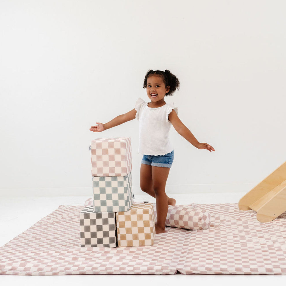 Checker Pepper Play Cube